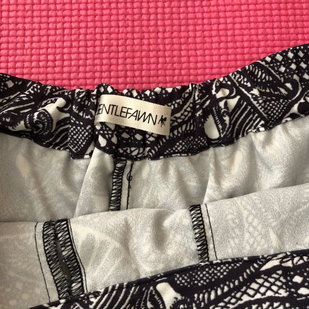 Pattern Shorts - Picture 4 of 4